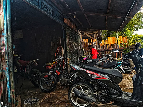 Atambua East Nusa Tenggara April 2023 Several Motorcycles Being Serviced — Stock Photo, Image