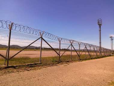 Atambua, Doğu Nusa Tenggara - 20 Nisan 2023: Melez güneş tutulmasının meydana geldiği zamanki çevre koşullar