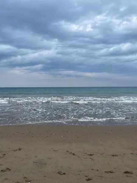 Doğu Nusa Tenggara 'daki güzel Tuamese Sahili manzarası