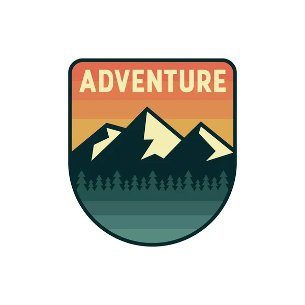 Modern Retro Adventure Outdoor Badge Logo Design Vector Illustration — Stock Vector
