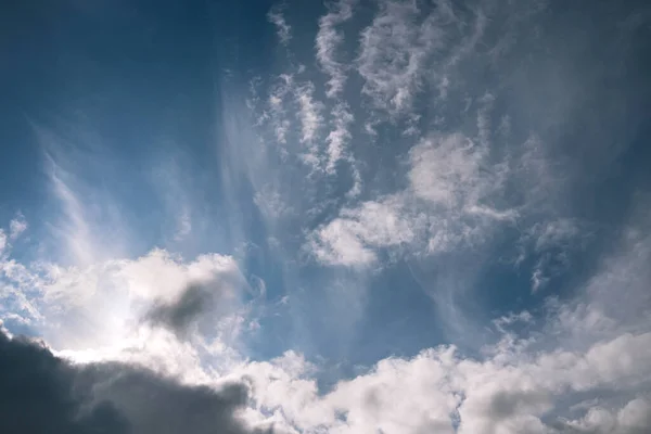 空の雲と雲 — ストック写真