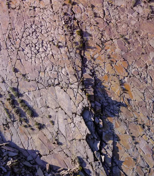 Kayalardaki Taş Yapılar Yukarıdaki Taş Ocağı Manzaralı — Stok fotoğraf