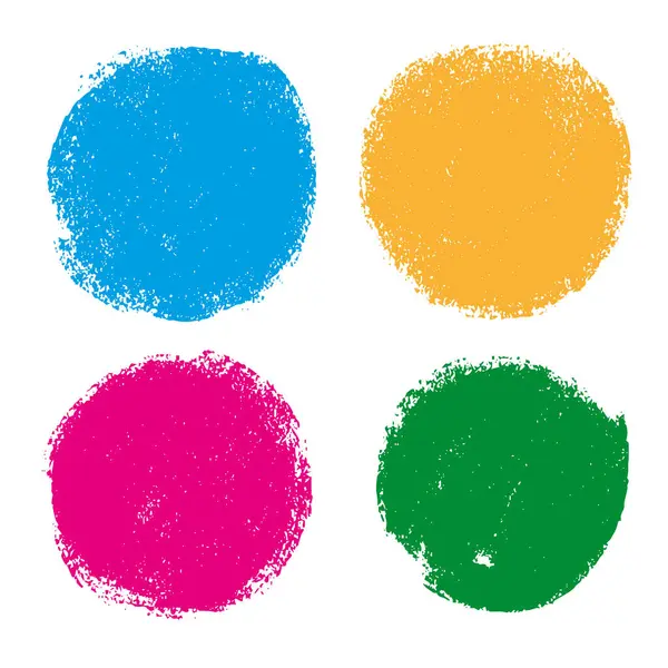 Elle çizilmiş kaba çizgilerle renkli yuvarlak vektör çerçevesi. Pastel fırça darbeleri ve grunge doodle tarzı çocuk projeleri için mükemmel.