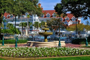 Plaza 'daki Grand Floridian Dış Çeşmesi.