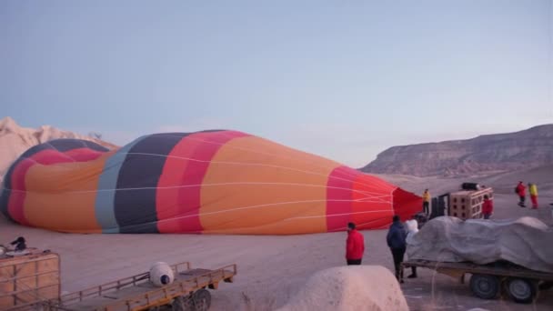 Cappadocia Turecko Září 2021 Inflace Balónků Balónkového Koše Příprava Čerpadla — Stock video