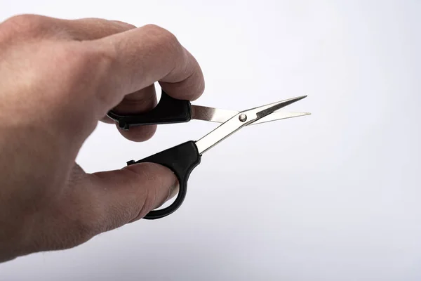 Mão Está Segurando Tesoura Homem Corta Com Tesoura — Fotografia de Stock