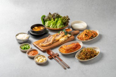 Dondurulmuş Domuz Göbeği Izgara Seti