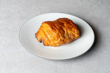 Kore usulü Kafe Pain au chocolat