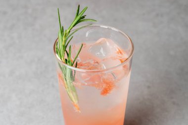 Kore usulü Greyfurt Ade Ice