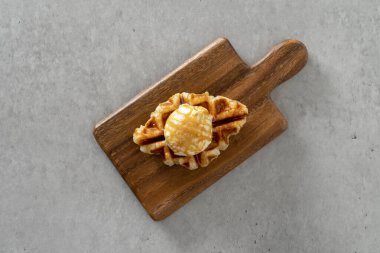 Croffle, croissant, waffle, dondurma