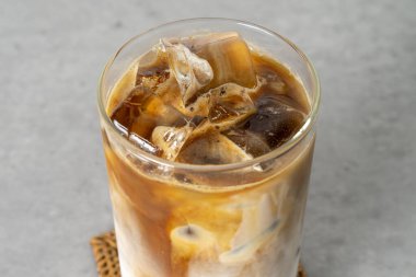 Kahve, latte, mocha, karamel macchiato.