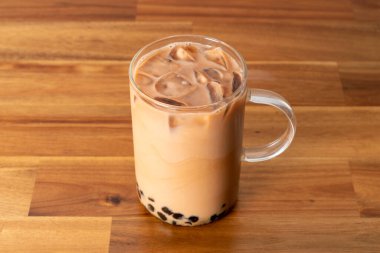 Sütlü çay, sütlü siyah çay, çikolatalı latte, banço, Jeju, mandalina çayı.