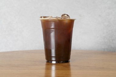 Turta, bisküvi, çikolatalı kurabiye, kurabiye, Americano, kahve, latte yumurtalı tart.