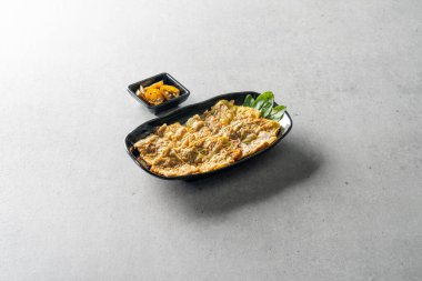 Kore yemeği tartar, biftekli sashimi, etli gözleme, etli tartar, Kore bifteği.