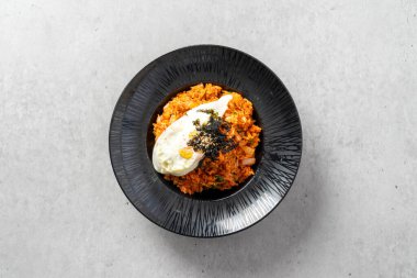 Rabokki Tteokbokki Soft Tofu Stew Jeyuk Rice Bowl Jjolmyeon Domuz Pirzolası Omurice Rabokki tteokbokki, yumuşak tofu güveci, domuz eti, jjjjolmyeon, domuz pirzolası, omurice Tuna gimbap. Ver bakalım vaftizli Kore yemeği