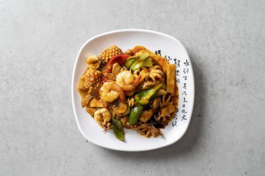 Palbochae Tangsuyuk Samseon Tepsisi Kara Fasulye Eriştesi Kara Fasulye Eriştesi Midye Jlam Jjamppong Çin Mutfağı