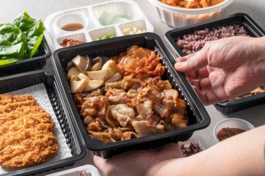 Izgara domuz eti, ızgara domuz eti, ızgara domuz eti Kore yemeği.