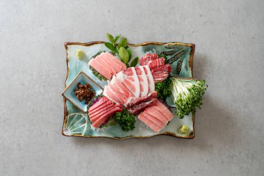 Ton balığı, ton balığı, sashimi, göbek yağı, göbek yağı, suşi Kore yemeği.