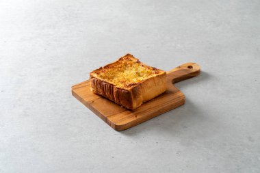 Oreo, truffle, sarımsak, tereyağı, ekmek, brownie, tiramisu, kruvasan, jambon, peynir, tost