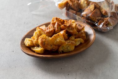 Çilek, dacquoise, terrine, tatlı, pasta, sarımsaklı rusk, sarımsak, rusk, pirzola, ahududu, ahududu