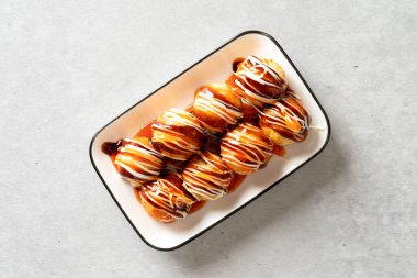 Orijinal Takoyaki Kore yemekleri baharatlı sarımsak aromalı Cheddar Cheese Flavor