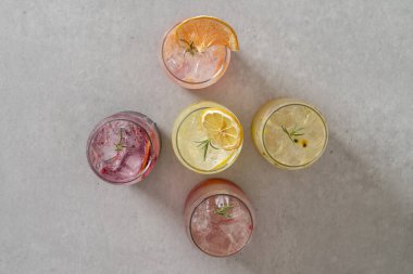 Kore yemeği kremalı latte Matcha Latte Dolce Dolce Dolce Latte yeşil çay Greyfurt Yabanmersini Çileği Çileği Mango Çayı Yoğurt Smoothie