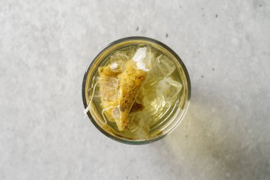 Şeftali, buzlu çay, limon, papatya çayı, puerh çayı, omija çayı, omija, amber çiçeği, nane şekeri, Earl Grey, yeşil çay, espresso, kahve, çay Kore yemeği