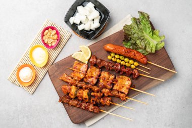 Tteokbokki, şiş, tavuk, tavuk, set, balık keki, oden, kurutulmuş pollack, pollack, tteokgalbi, kısa kaburga, yemek, tava, et, pişirme, yemek, yemek, yemek, sebze, kızartma, kızartma, kızartma, mutfak,