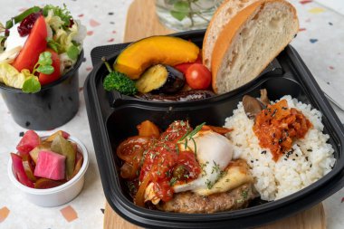 yemek, pirinç, sade, hamburger bifteği, set, baharatlı, domates, deniz ürünleri, ros, spagetti, pastırma, mantar, krema, linguin, yemek, akşam yemeği, et, sebze, sebze, sebze, tavuk, salata