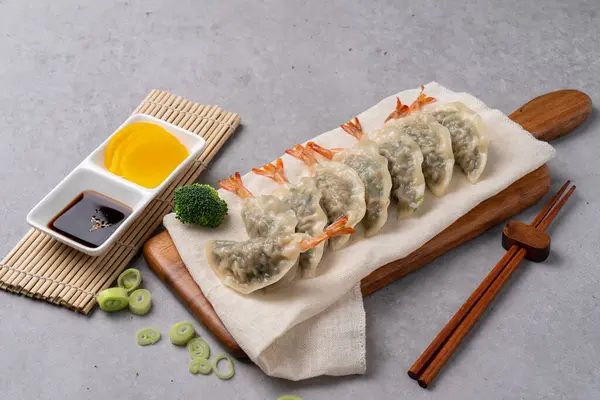 Hamur köftesi, köfte, köfte, kimchi köftesi, karides köftesi, karides, et, kimçi, galbi, buğulanmış ekmek, siyah pirinç, süt, atıştırmalık, yemek, ekmek, ekmek, kahvaltı, peynir, sağlıklı.