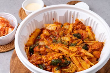 Dalgalbi, Kore yemeği, Chuncheon, peynir, baharatlı karabuğday eriştesi, erişte, meze, Kore gözlemesi, yemek, yemek, yemek, akşam yemeği, mutfak, sebze, pirinç, öğle yemeği, kase, sağlıklı, lezzetli, salata.