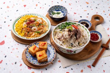 Biftek, pirinç eriştesi, meze, meze, içecek, menbosa, Tayland yemeği, kızarmış pirinç, Vietnam yemeği, kaopat, pad thai, Heo Hyang ganji, yemek, yemek, yemek, tabak, sağlıklı, çorba, pirinç, salata, sebze,