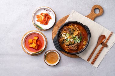 Yangpyeong, akşamdan kalma çorbası, sundaeguk, Kore yemeği, kemik mahmurluğu çorbası, meze çorbası, tuzlu karides, toprak takımı, kkakdugi,