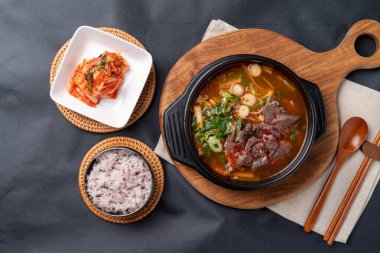 Kore yemeği, Kore eti, sığır eti, bibibimbap, pirinç çorbası, çiğ et, kimchi güveci, güveç, meze, meze, baharat, tofu