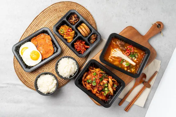 Korean food, braised spicy chicken, pork, kimchi stew, squid, stir-fry, red chili paste jjigae, stir-fried spicy pork, beef brisket, pork cutlet, seafood, soft tofu, side dishes, spicy food, rice,