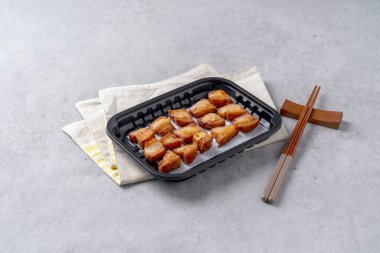 Domuz Göbeği Pirinç Kasesi Kore yemeği