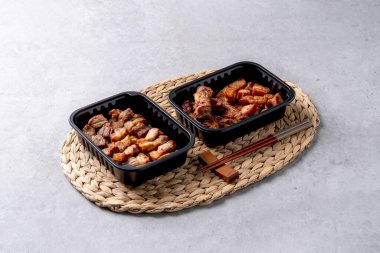 Domuz Göbeği Pirinç Kasesi Kore yemeği