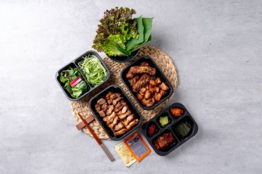 Domuz Göbeği Pirinç Kasesi Kore yemeği