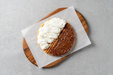 Kore usulü Nutella Waffle Kafe