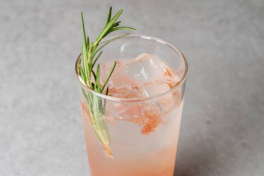 Kore usulü Greyfurt Ade Ice