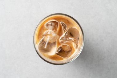 Kore usulü kahve, buzlu kahve.