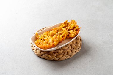 Kızarmış karides Kore yemeği Busan balık köftesi kızarmış mantı kızarmış patates kızartması