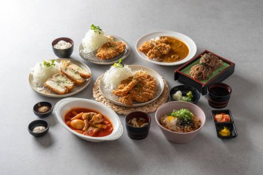 Domuz pirzolası, el yapımı, peynir, balık pirzolası, udon, körili pirinç, meze, karabuğday, domuz filetosu, sığır filetosu