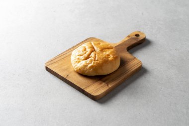 Ekmek, tereyağı, pretzel, panini, castella, krem şanti, yumurta turtası, kamp, incir, çörek, Earl Grey, sade, smore kurabiyesi, ekmek, kestane, limon, madeleine, tatlı fasulye ekmeği, americano, kahve.