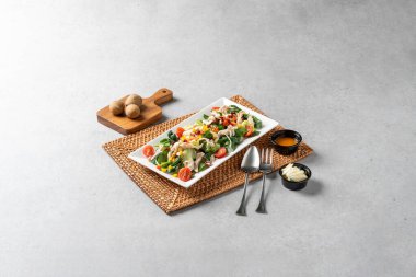 Makarna, deniz ürünleri, salata, bulgogi, tavuk, carbonara, gorgonzola, fileto, risotto, sebze, krema.