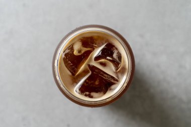 Americano, kahve, buz, siyah susam, latte, ade, nonoş, akasya, gül, çilek, yabanmersini, smoothie, çörek, soda, yumurta turtası, mango, moda meyvesi, limon, kek, çikolata, kurabiye