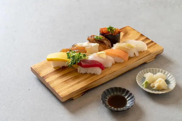 Japanese food, sashimi, sushi, meat, lunch box, handmade, karagage, udon, salmon, flatfish, chuck flap tail steak