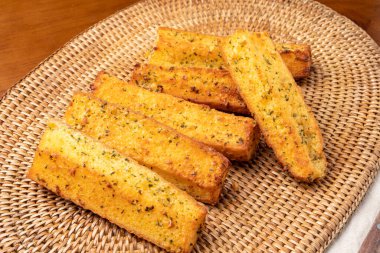 Ekmek, fesleğen, domates, ciabatta, baget, sandviç, çikolata, laktobacillus, turta, gurme, mısır, sarımsaklı ekmek, sosis, yoğurt, salata, hamburger,