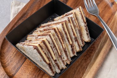 Tost, Anverter, Kayaham Tost, Jambon, Nutella Tereyağı, Ekmek, Çikolata, Atıştırma, Yiyecek, Beyaz, İzole edilmiş, Kek, Tatlı, Tatlı, Suşi, Yemek, Kapalı, Atıştırma, Gurme, Yemek, Tabak, Çiğ, Japonca