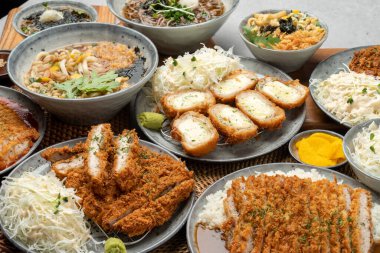 Domuz pirzolası, donkatsu, mini, udon, peynir pirzolası, yumikatsu, tomahawk, katsu, köri, soba, set, Japonca, sos,